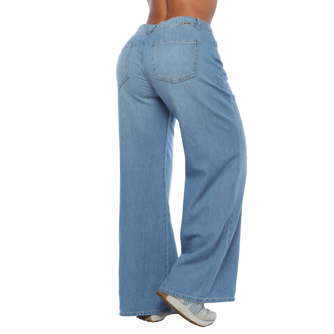Jean mom flare con apliques - Ref:10815